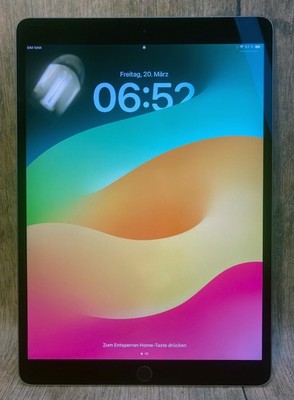   Apple iPad Pro 2. Gen 10.5'' 64 GB Wi-Fi + 4G A1709 Space Grau - @kku 85%  