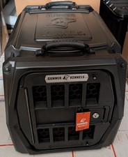 Gunner Small Black Kennel