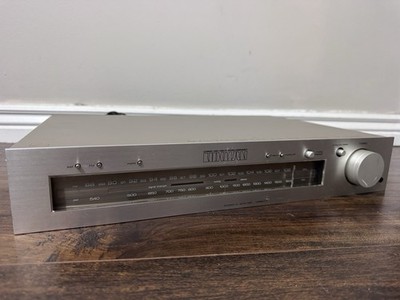 Luxman T-4 Accutouch PLL AM/FM Stereo Tuner Vintage
