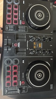 Pioneer DJ DDJ 200 Black 2 Channel 2 Deck Portable Controller w/16 Pads