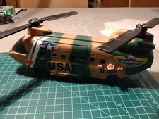 Micro machines Hélicoptère Chinook U-897 USAF - Galoob