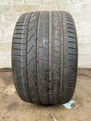 1x305/30/ZR20 Pirelli P Zero 5-6MM ohne Reparatur 0623.   170915