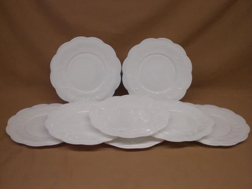 VTG HAZEL ATLAS NEWPORT HAIRPIN PLATONITE MILK GLASS PLATES - 8.5" - SET OF 8