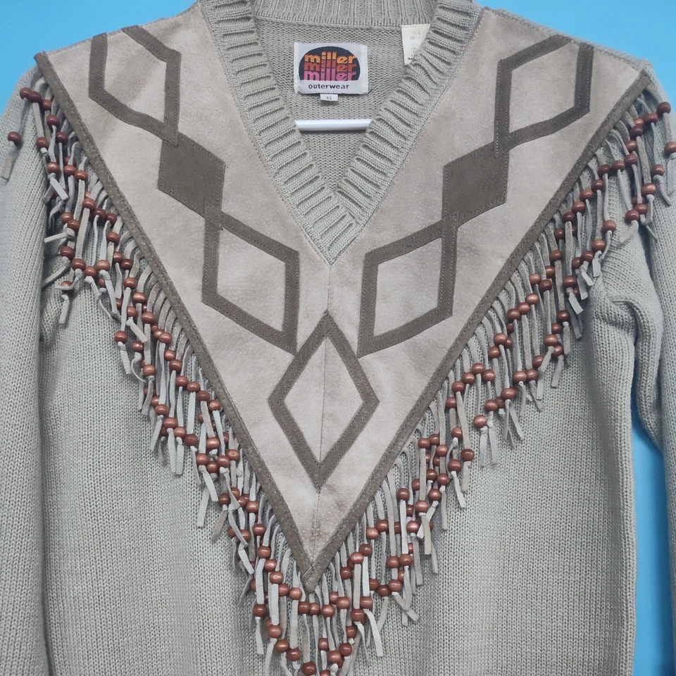 Suéter Jersey Pequeño Retro De Colección Años 70-80 Para Mujer Borla Con Cuentas Cuello en V Tejido Gamuza Foto 3 de 4