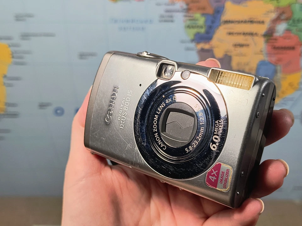 Canon PowerShot ELPH SD700 IXUS 800 6MP Digital Camera - Silver Fully Working - Image 4 of 4