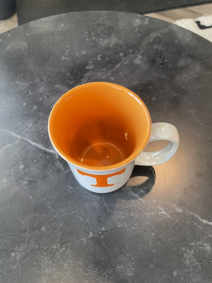 Металлическая кофейная кружка с логотипом чашки Tennessee Volunteers NCAA 14 унций совершенно новая - Изображение 3 из 4