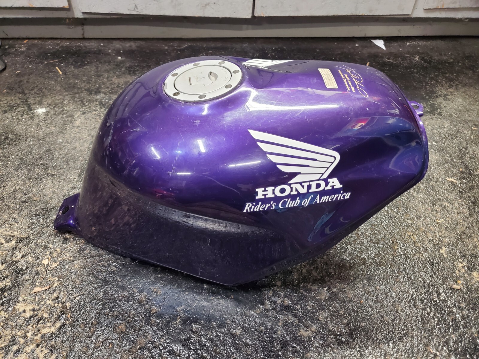 96 HONDA CBR600F3 CBR600 F3 CBR 600 GAS TANK FUEL CELL PETROL SMOKIN JOE Miguel eBay