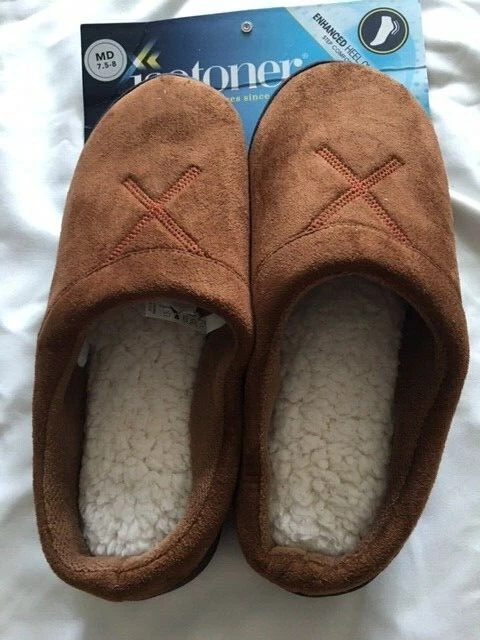 Women s NWT Isotoner Brown Clog Enhanced Heel Cushion Slippers