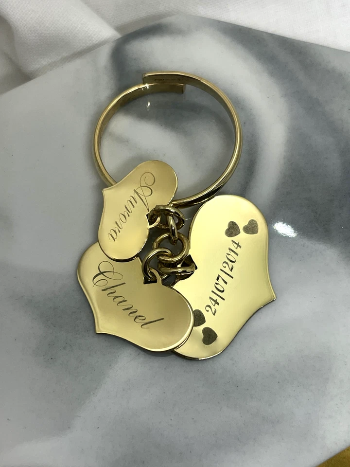 Anello con tre cuori pendenti in argento 925 con incisione - Immagine 2 di 4