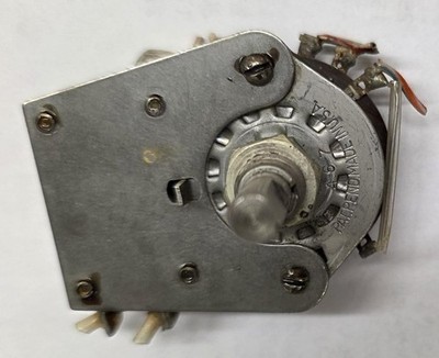 R-390A  SWITCH RADIO FUNCTION ON OFF STANDBY CALIBRATE R390A