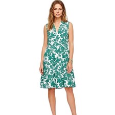 Shein Womens Dress Sz XL Size 12 Floral Sleeveless Pleated Green V Neckline