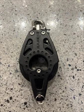 HARKEN 57mm CARBO AIR SINGLE BLOCK W/BECKET. NEW UNUSED CONDITION.