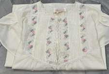 Vtg 1970  s Barbizon Nightgown Blendaire Batiste Size M White Embroidered  Lace