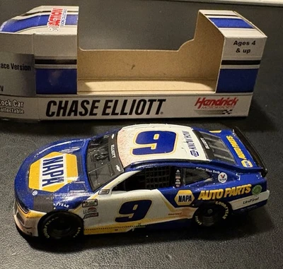ACTION RACING 1/64 NASCAR CHASE ELLIOTT 2021 - Photo 1/4