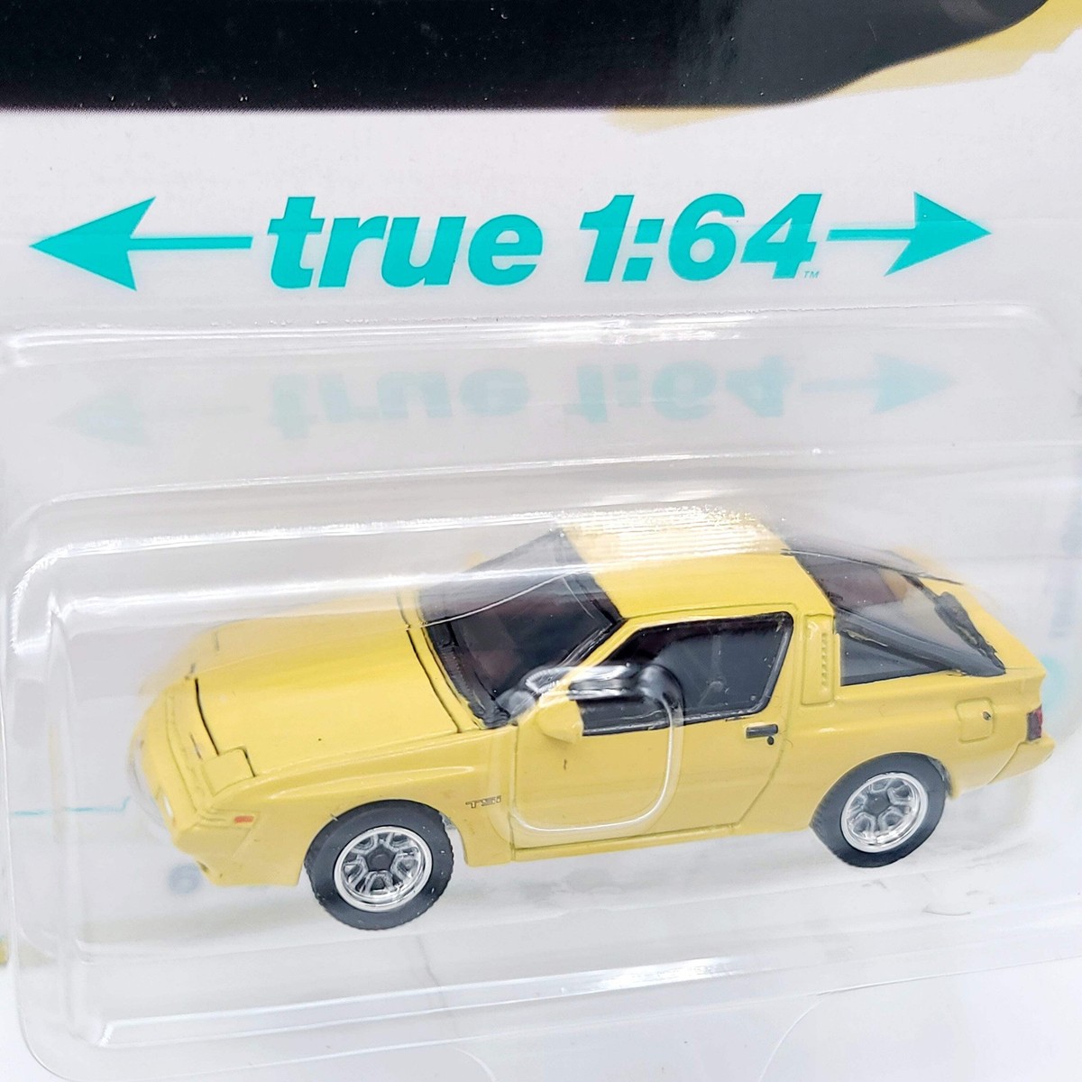 Auto World '88 Chrysler Conquest TSi - 1:64 (2025 Release 1B