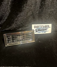 Peterbilt Dash A/C Heater Vent Chrome 379 Pete 1987-2000 United Pacific 41018