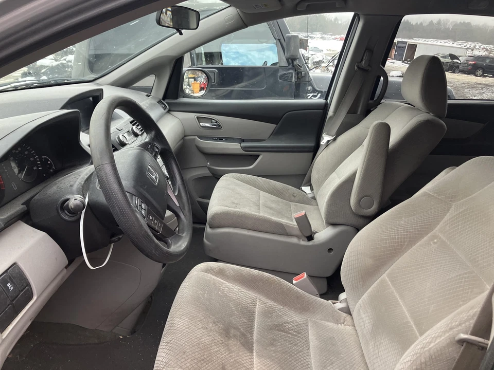 14 HONDA ODYSSEY Evaporator Canister - Image 3 of 4