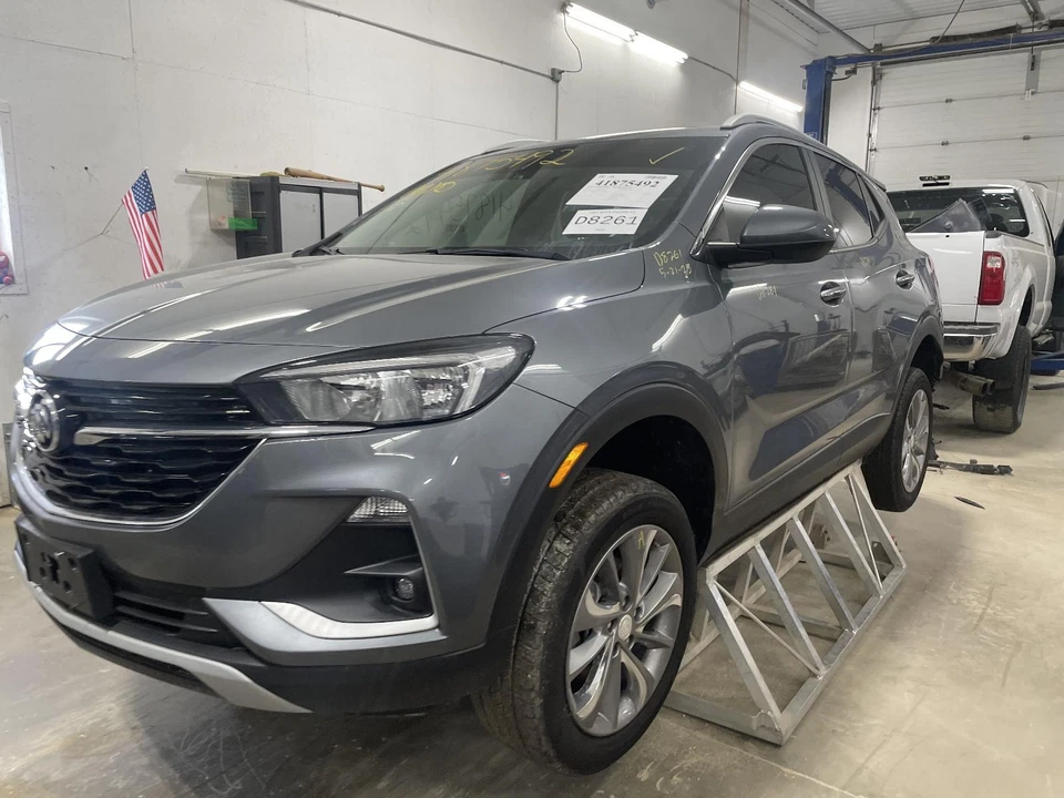 Conjunto de luz de estacionamiento/señal de giro usado se adapta a: Buick Encore gx park lamp-t 2021 Foto 2 de 4