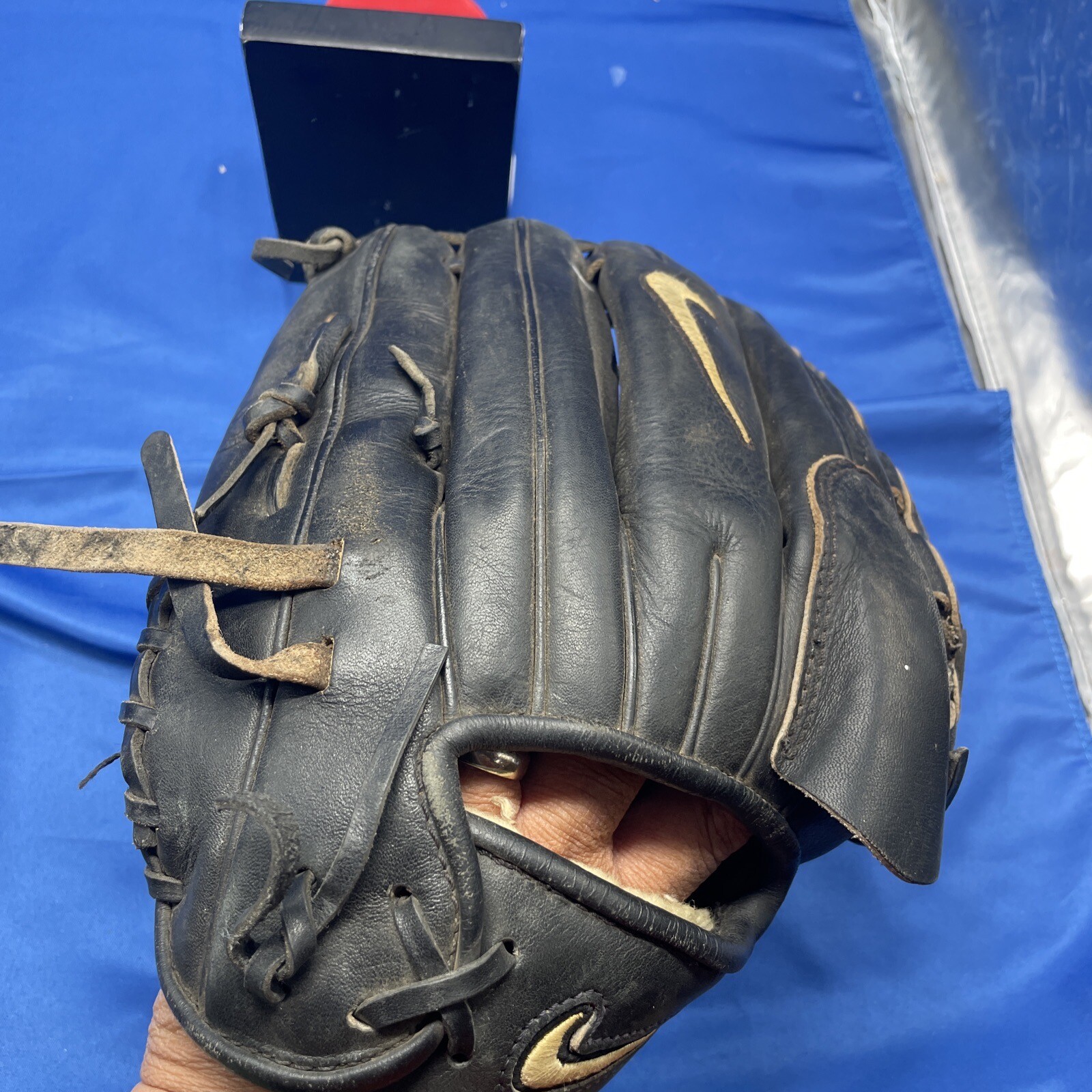 Nike Pro Gold 1201 I  12.00&rdquo; Baseball Glove Black Leather Soft-buck Lining