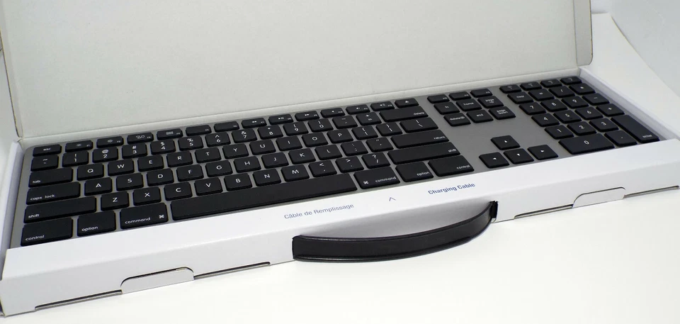 Matias Wireless (bluetooth) Aluminum Gray Keyboard for Mac or Windows - Image 4 of 4