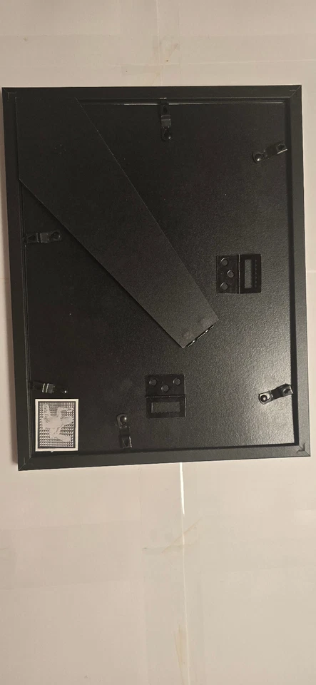 Impressão artística emoldurada realista Rosie The Riveter por Norman Rockwell - Imagem 4 de 4