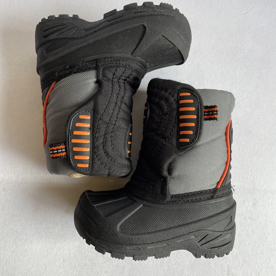 Botas de nieve Champion C9 Target Thermolite para niños talla 5 negras - grises Foto 3 de 4
