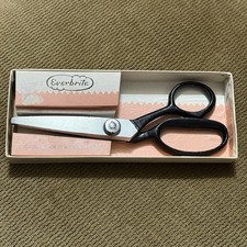 Vintage Pinking Shears 7'' in Original Box