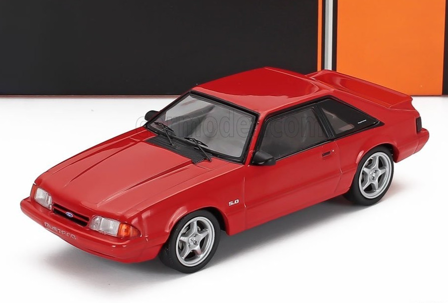 IXO 1/43 DIECAST 1992 FORD MUSTANG III 3  LX 5.0 LITRE COUPE IN RED CLC603