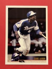 HANK AARON (DESIGN VARIATION SSP) (NO TEAM LOGO ERROR) 2025 Topps Archives #116