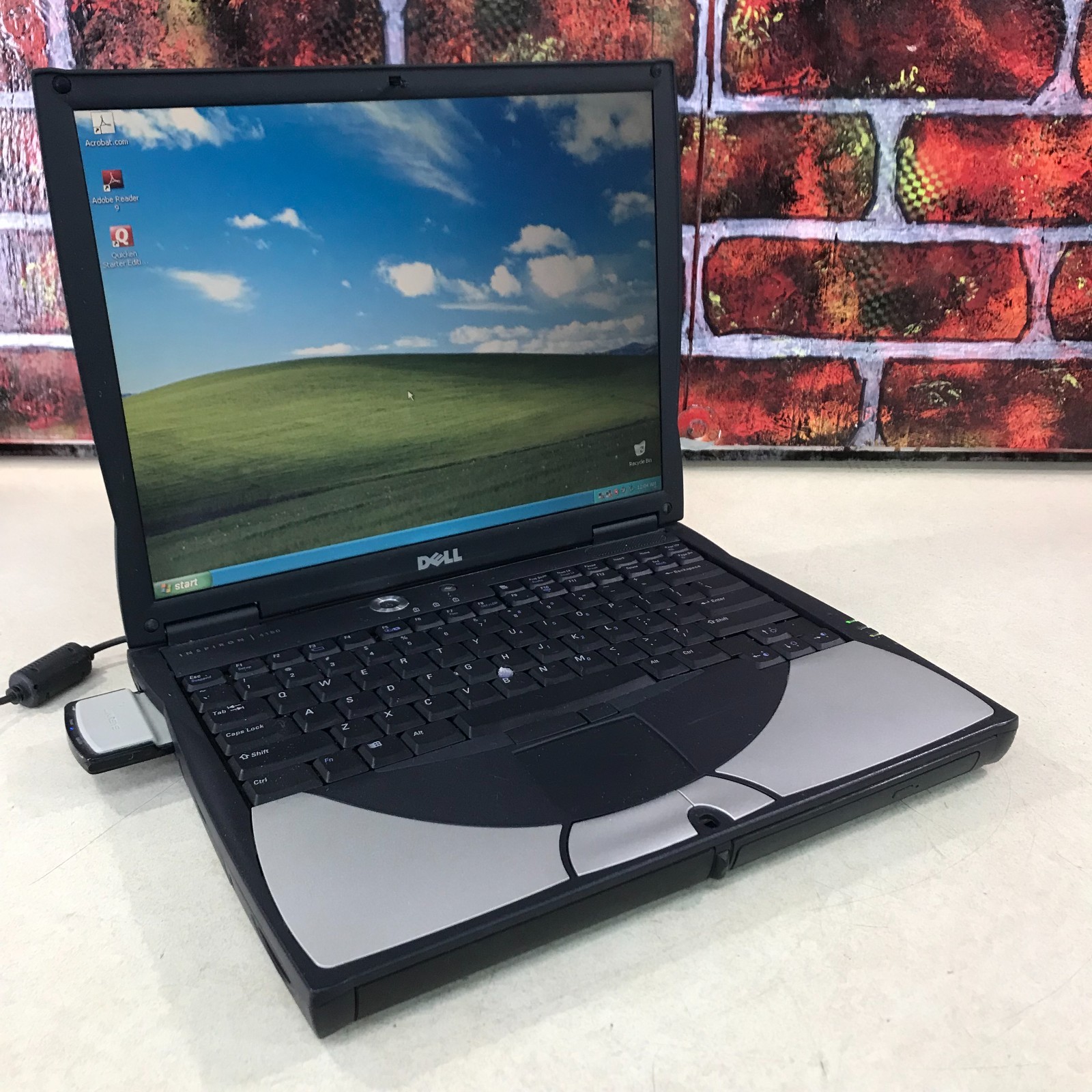 Dell Inspiron 4150 Retro Gaming Laptop Pentium 4 1.7GHz 512MB RAM Windows XP Pro