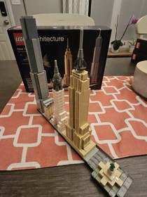 LEGO Architecture New York City Skyline 21028 100% Complete W Box & Instructions