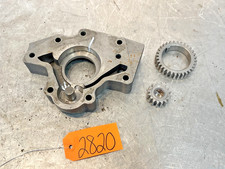 John Deere 3130 Tractor Transmission Pump Housing W/ Gears T28696 2840