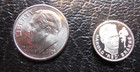 1976 Franklin Mint HOF Sterling silver mini coin .05z Red Grange Chicago Bears — photo 1