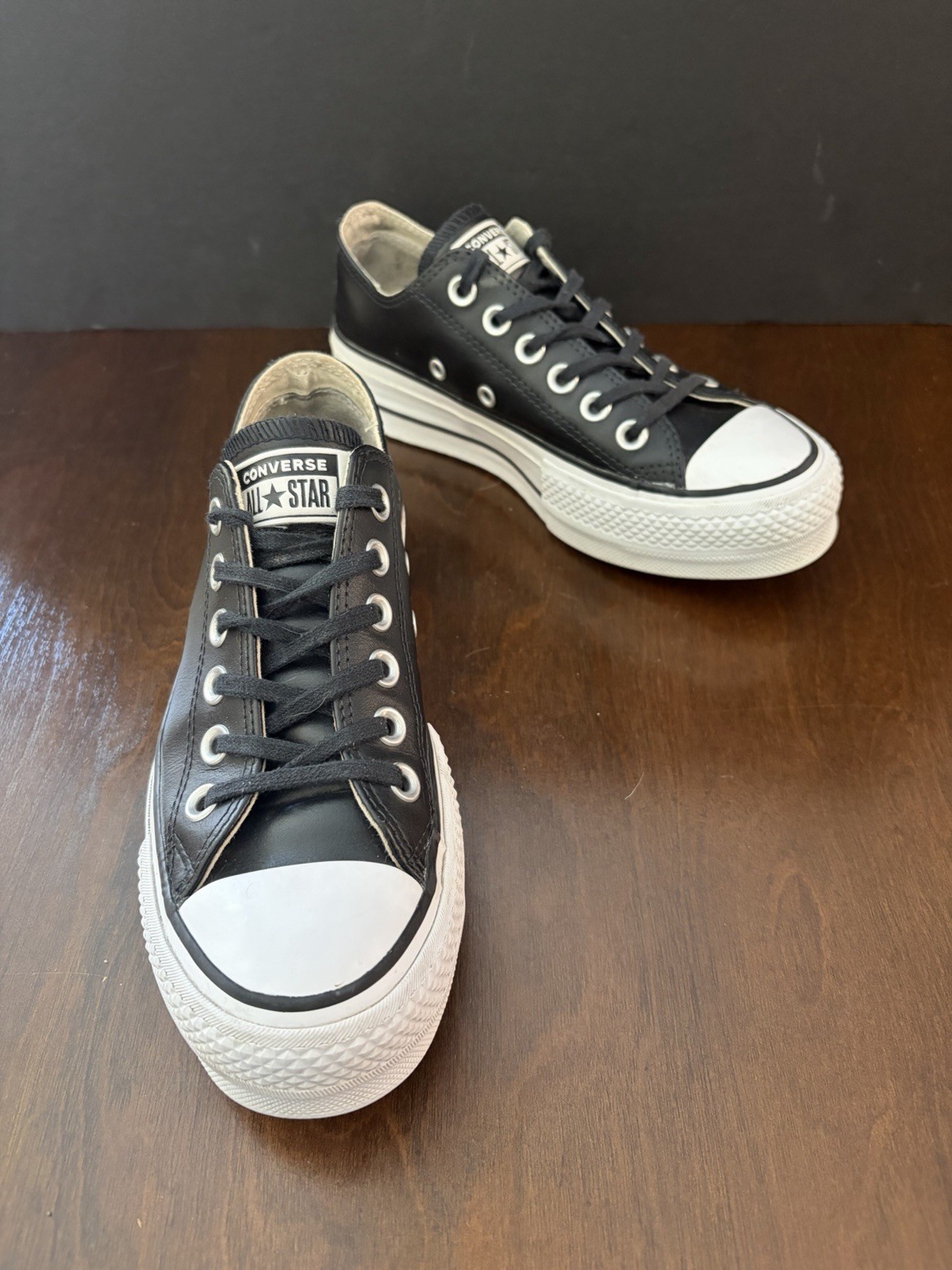 Converse Women's Black Leather Chuck Taylor All Star Lift Sneakers/Shoes Size 5