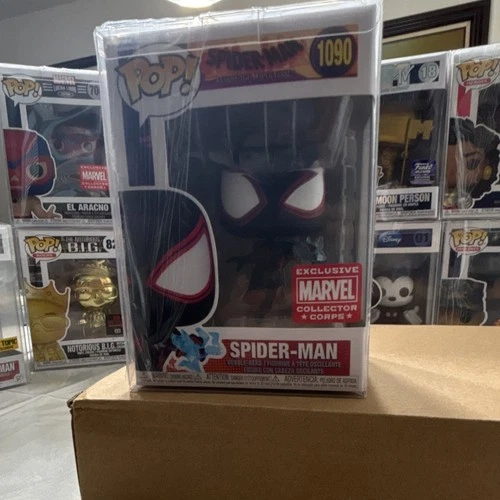 Funko Pop! Vinyl Spider-Man Marvel #1090 Marvel Collector Corps Exclusive Figure