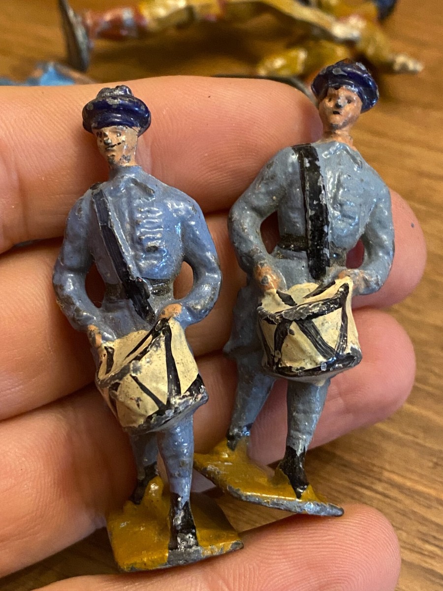 Lot De Soldats De Plomb Anciens - Jouets Enfants - État Accidenté