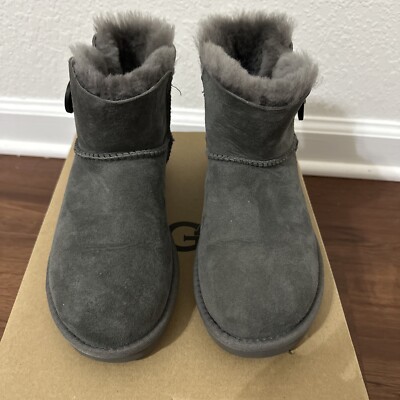 ☆人気☆【UGG】☆UGG Mini Bailey Button II Boots☆Grey☆ s-l400.jpg