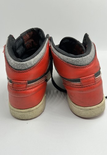 Nike Air Jordan 1 Bred 2001 Black Red Bred 834023-061 GS 5Y (replacement Box) - Picture 4 of 11