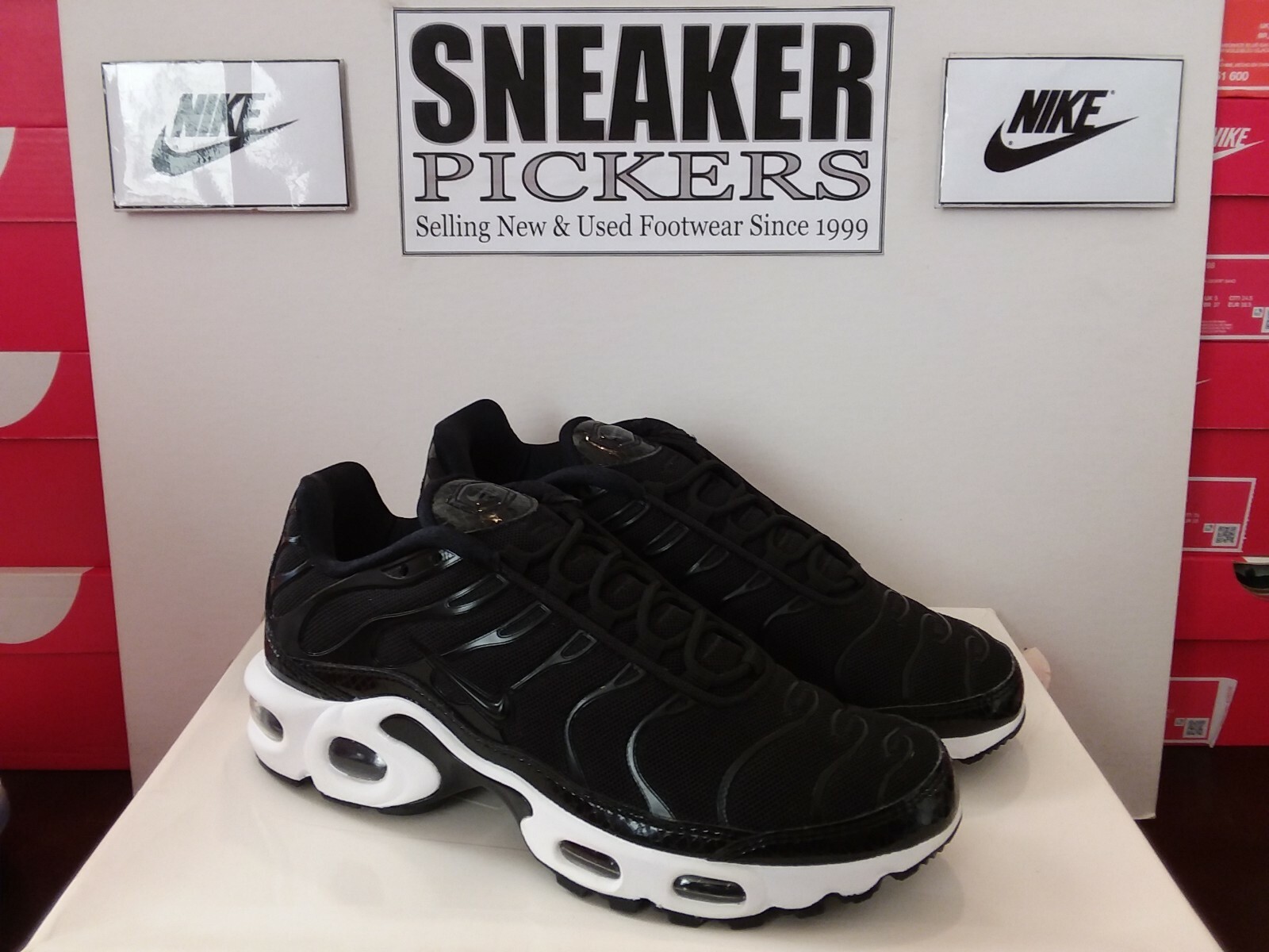 Size 6 - Nike Air Max Plus SE Black for sale online | eBay مفصل القدم Size 6 - Nike Air Max Plus SE Black for sale online | eBay مفصل القدم