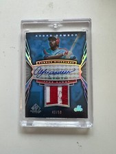 2004 Upper Deck SP Game Used Patch Autograph Andre Dawson No 43 of 50