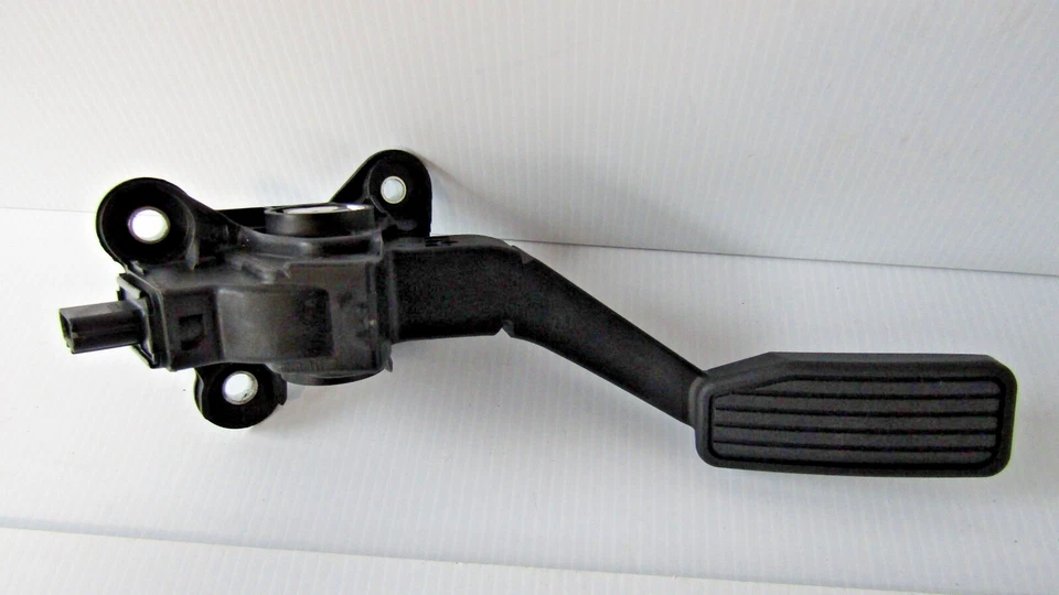 Sensor de pedal acelerador HONDA 17800-T5A-A01 se adapta a HONDA HR-V 2016 20222 Foto 3 de 4