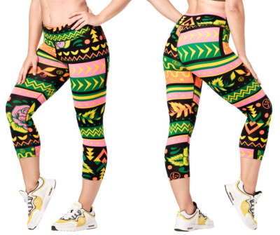 極美品】 ジャンニヴェルサーチクチュール パンツ レギンス 総柄 花柄