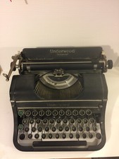 Underwood Universal Portable Typewriter Made in the United States thumbnail