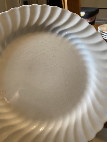 JOHNSON BROTHERS SNOWHITE REGENCY EIGHT PLACE SETTINGS PLUS SERVINGS PCS - Picture 11 of 12