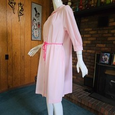 Vtg 60s Gossard Artemis Pink Tie Front Watteau Brunch Coat Creamy Nylon Robe S/M