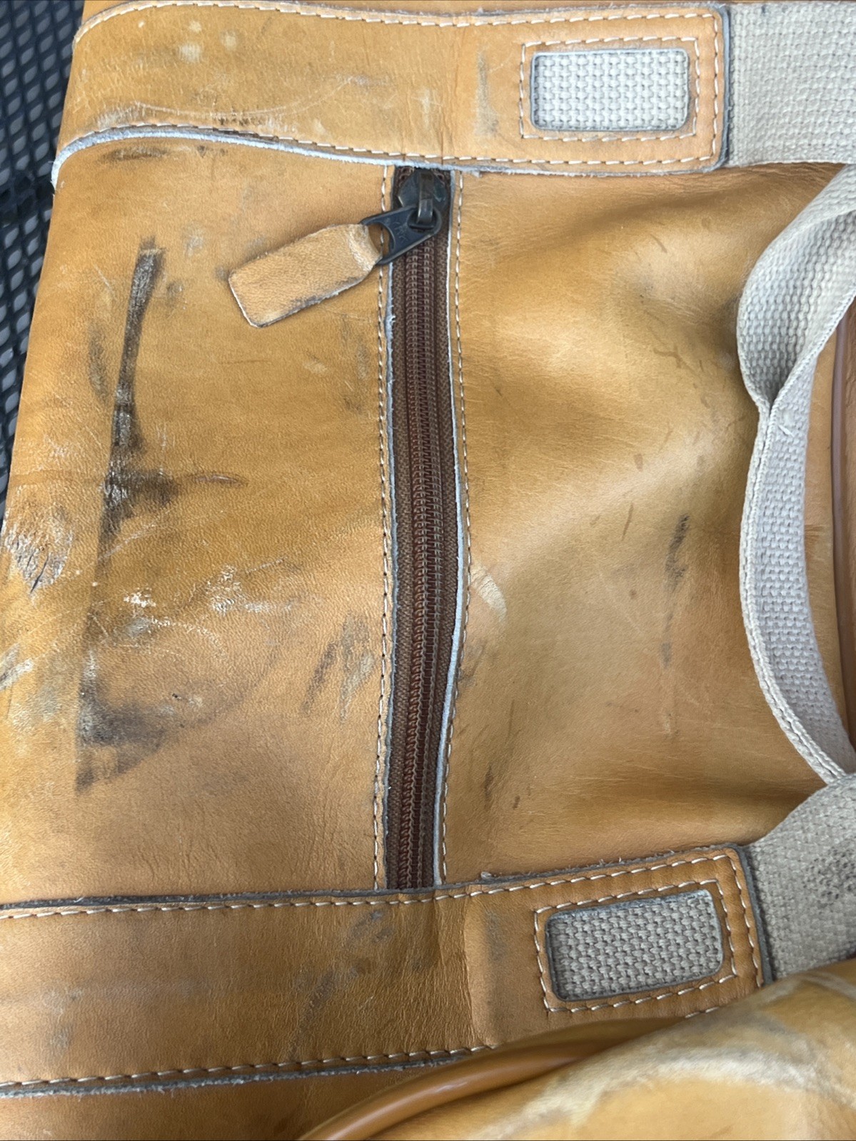 Rawlings Heart of the Hide Suitcase Travel Bag Suitcase Rolling Lombardo Duffle