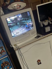 Sega Dreamcast HKT-3020 NTSC Console Bundle, 2 Controllers, 1 VMU & 6 Games!