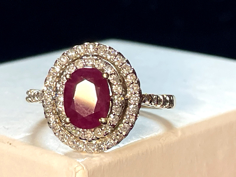 14K GOLD RUBY & DIAMOND RING NATURAL  1.5 CT RUBY APPRIASAL $2,200 HALO INDIA