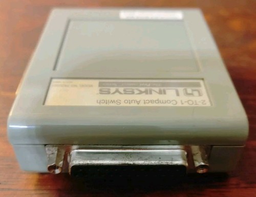 LINKSYS 2-To-1 COMPACT AUTO SWITCH PASU221 - Picture 5 of 7