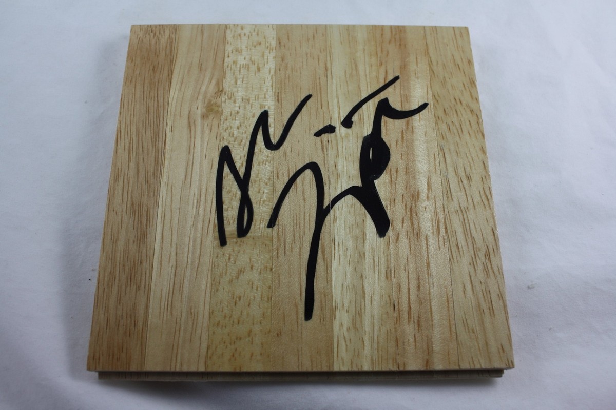 Shaun Livingston Signed 6x6 Floorboard Golden State Warriors